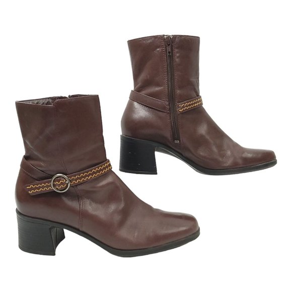 Clarks Leather Buckle Strap Ankle Boots 9 Side Zip Bootie Brown Block Heel 71037 - Picture 11 of 11